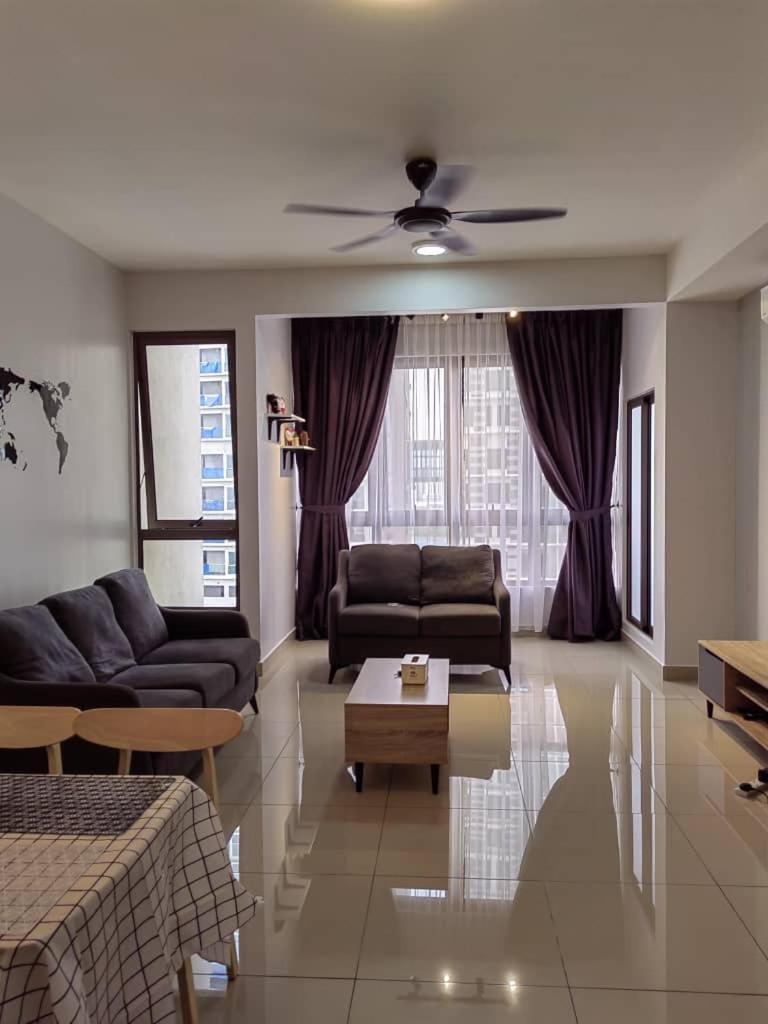 Cozy And Relax Bali Residences Apartment Malacca